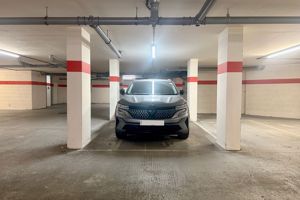 Parking- click for photo gallery
